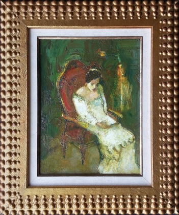 A sitting lady with a book